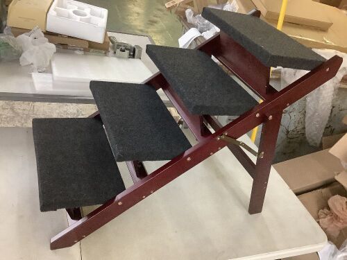 Mewang Foldable 4 Levels Pet Stairs - Lot 430