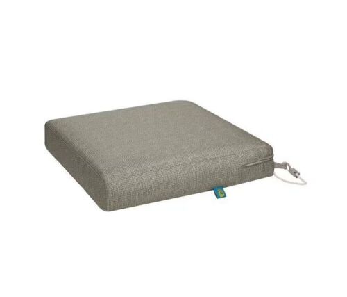 Classic Accessories Duck Covers Weekend 19 in. W x 19 in. D x 3 in. Thick Square Outdoor Dining Seat Cushion in Moon Rock - Lot 312