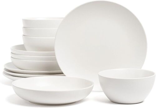 12-Piece Stoneware Dish Set - 1 Plate Broken  - Lot 518