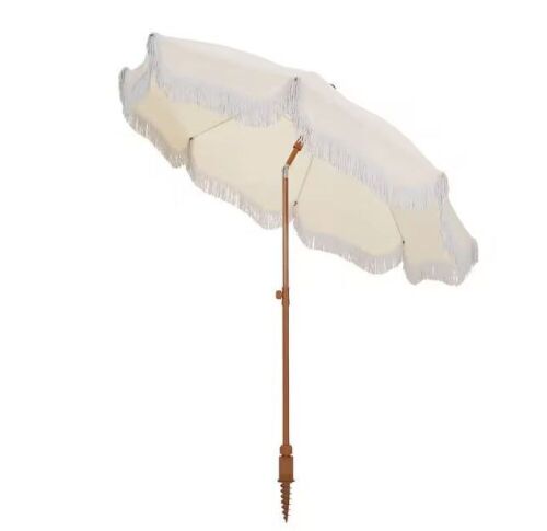 7 ft. Metal Beach Umbrella in White with Tassel Design and Cover Carry Bag  - Lot 482