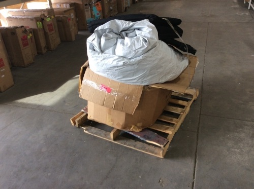 Inflatable Paint Booth Approx 25' Long, No Blower  - Lot 114