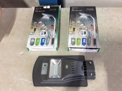 Lot of (2) 20W LED Solar Street Lamps - Lot 116