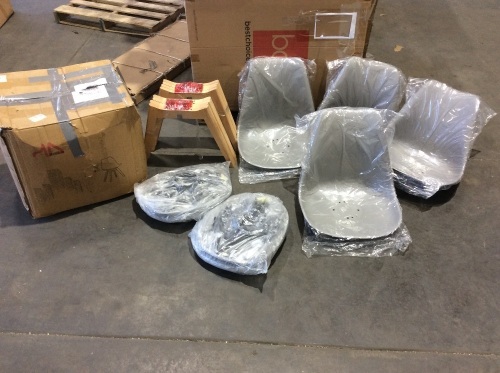 Set of 4 Retro Molded Plastic Chairs - Lot 533