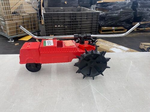 Melnor Traveling Sprinkler - Lot 351