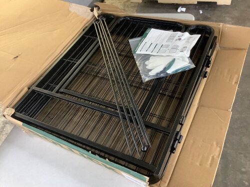 Pet Playpen 32" 8 Panel - Missing 3 Stakes - Lot 647