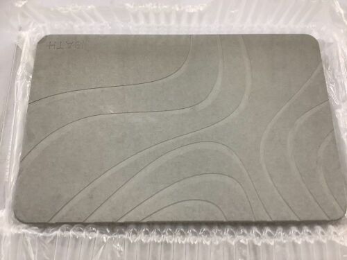 Diatomaceous Earth Stone Bath Mat - Lot 410