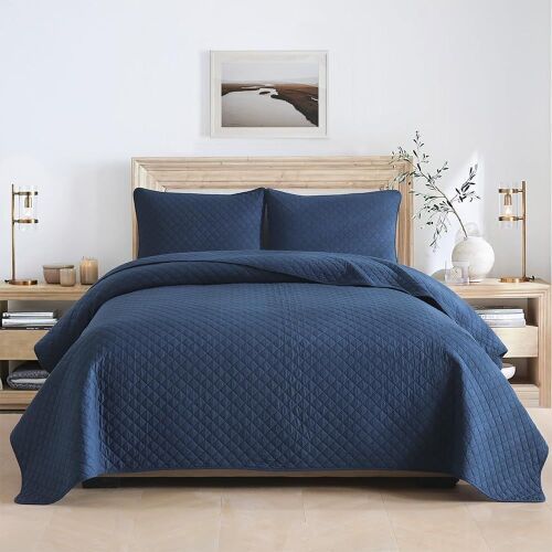 Wistown Cotton King Quilt Bedding Set, 3 Pieces  - Lot 585
