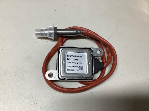 BMW X5 Diesel NOX Oxygen Sensor 8 589 846 OEM 2013 - Lot 72
