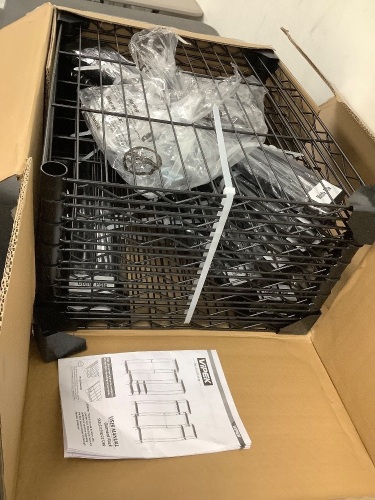 Vipek Garment Rack - Lot 358