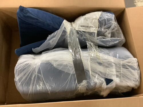 2 Piece Bed Wedge  - Lot 414