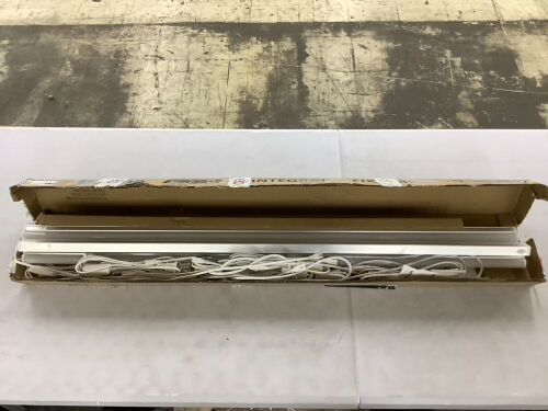 Barrina 4' LED Light Fixtures  - Lot 211