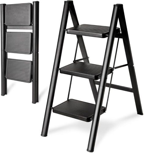 Double Elite Step Ladder 3 Step Folding - Lot 196