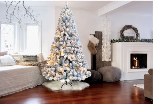 6ft PREMIUM ARTIFICIAL PRE-LIT FLOCKED CHRISTMAS TREE - Lot 189