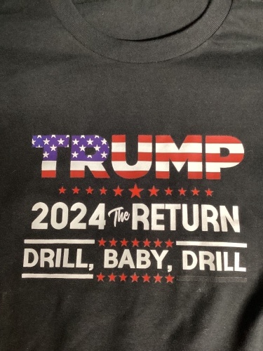 TRUMP t-shirt size 2XL tall - Lot 258