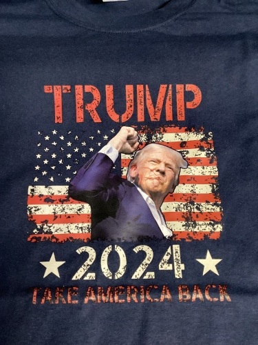 TRUMP t-shirt size Large - Lot 262
