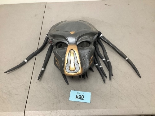 Predator Mask - Lot 600