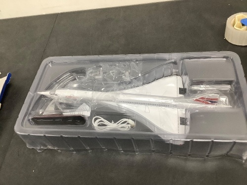 Concorde Aircraft Model - Lot 612