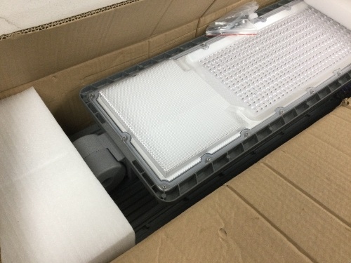 LED Flood Light - Lot 1026