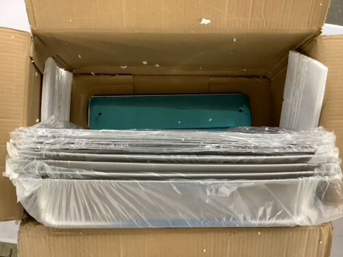 Chafing Dish Set, 4 Pack  - Lot 549
