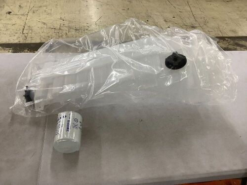Coolant Reservoir & Filter - Lot 560
