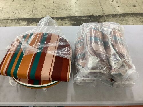 Seat Cushions - Lot 603