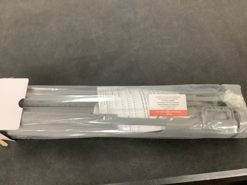 Retractable Gate - Lot 171