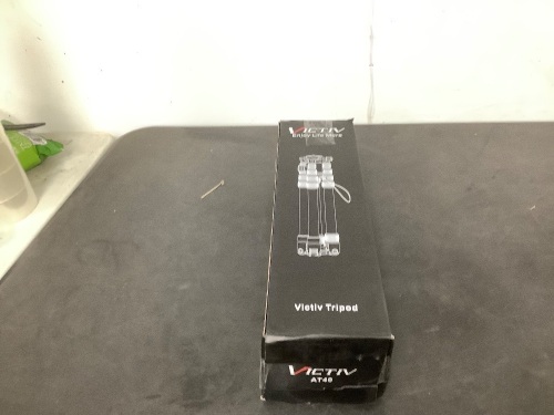 Victiv Tripod - Lot 507