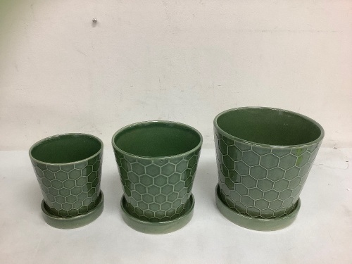 Planters, Appears New - Lot 22