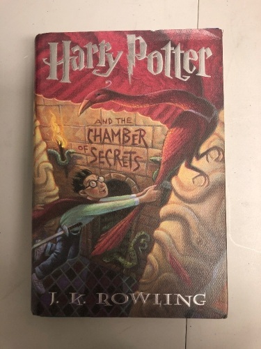 Harry Potter & the Chamber of Secrets Hardback Book, Like New, Sold as is - Lot 30