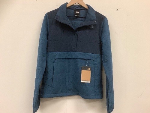 The North Face Womens Pull Over, Medium, Appears New - Lot 65