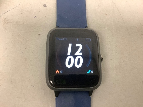 Smart Watch, Powers Up, E-Commerce Return, Sold as is - Lot 76