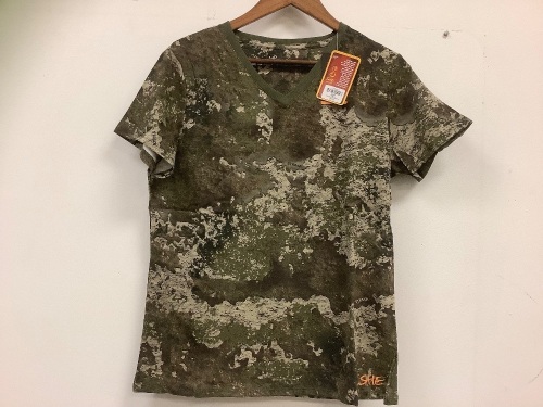 SHE Outdoor Womens Tee, Large, Appears New - Lot 117