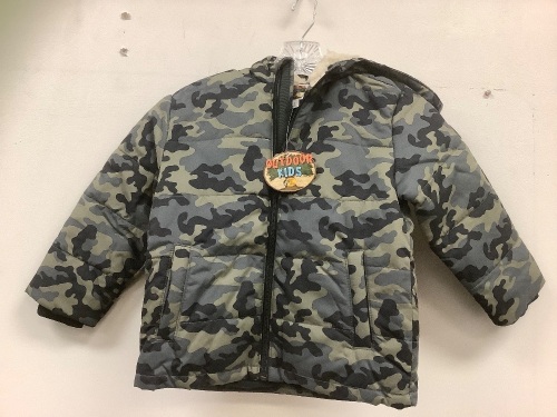 Outdoor Kids Coat for Boys, Small, Appears New - Lot 120
