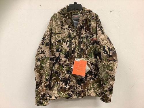 Sitka Mens Coat, Large, Appears New - Lot 128
