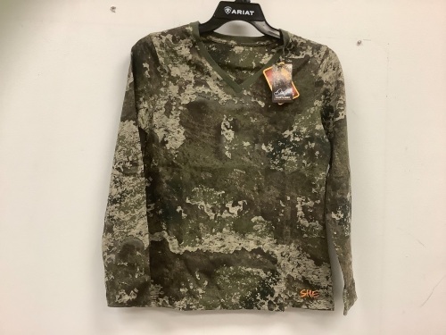 SHE Outdoor Womens Long Sleeve Tee, Large, Appears New - Lot 142