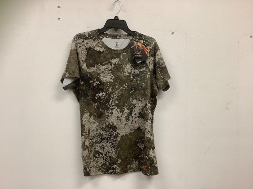 SHE Outdoor Womens Short Sleeve Tee, Large, Appears New - Lot 163