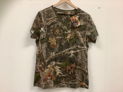 SHE Outdoor Womens Tee, Small, Appears New - Lot 170