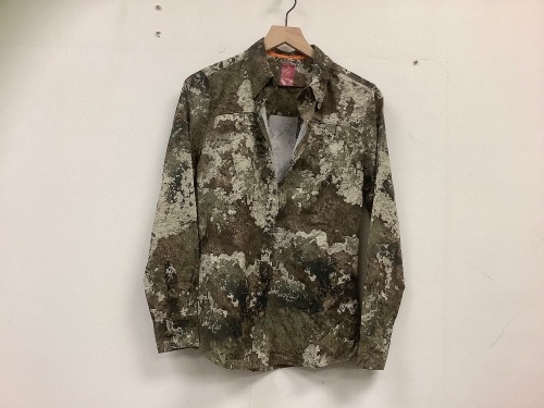 SHE Outdoor Womens Button Down, Small, E-Comm Return - Lot 199