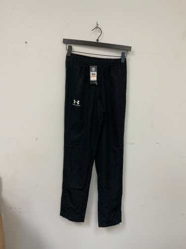 Under Armour Pants for Men, Small, Appears New - Lot 326