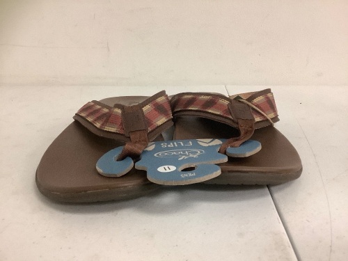 Mens Chaco Sandals, 11, Appears new, Sold as is - Lot 329