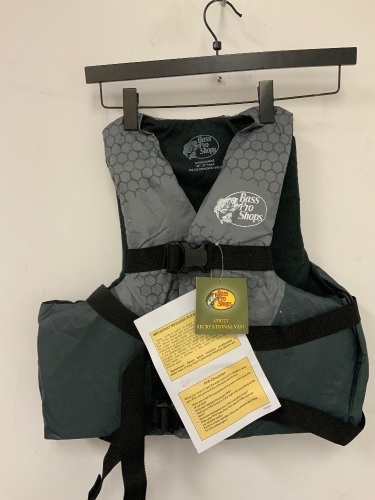 Life Vest, L/XL, E-Comm Return - Lot 396