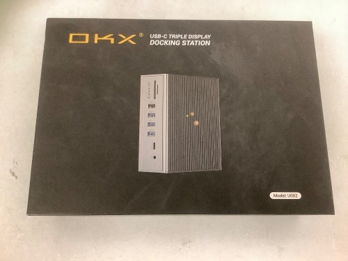USB-C Triple Display Docking Station, Powers Up, E-Commerce Return, Sold as is - Lot 578