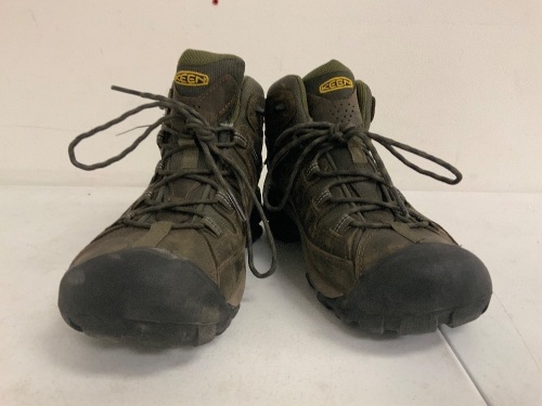 Keen Boots for Men, Size 11, E-Comm Return - Lot 603