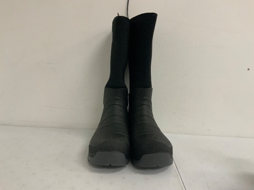 Kamik Boots for Men, Size 12, E-Comm Return - Lot 613