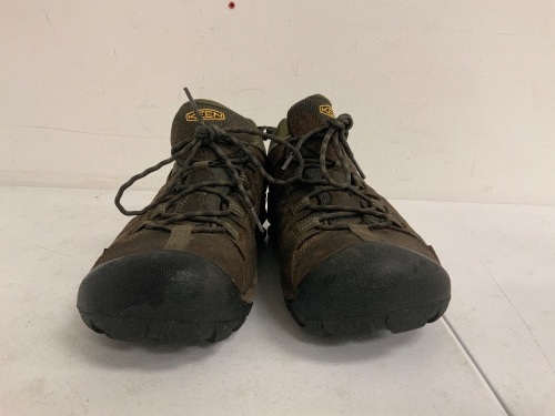 Keen Shoes for Men, Size 10.5, E-Comm Return - Lot 627