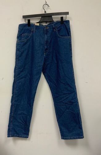 Mens Jeans, 38x30, E-Comm Return - Lot 665