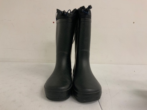 Cat and Jack Rain Boots, Size 5, E-Comm Return - Lot 722