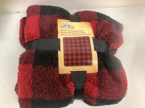 White River Sherpa Throw, Appears New, Sold as is - Lot 742