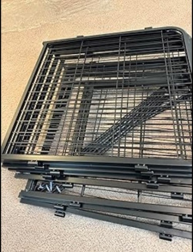 TEFUNE 8-Panel Metal Fence, Suitable for Various Shapes of Indoor and Outdoor Pet Metal Fence - Lot 165