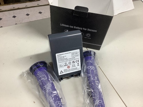 Lot of 20 litium-ion batteries-v7 $29.99 x20 $599.80 - Lot 168